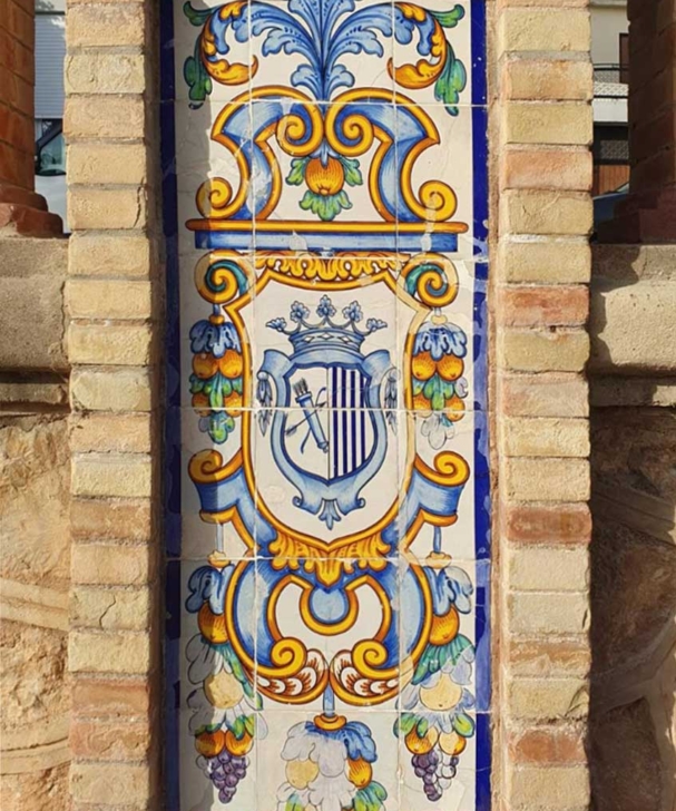 Restauración de paneles cerámicos en el Parque Navarro Daràs – Javier Gómez Patrocinio